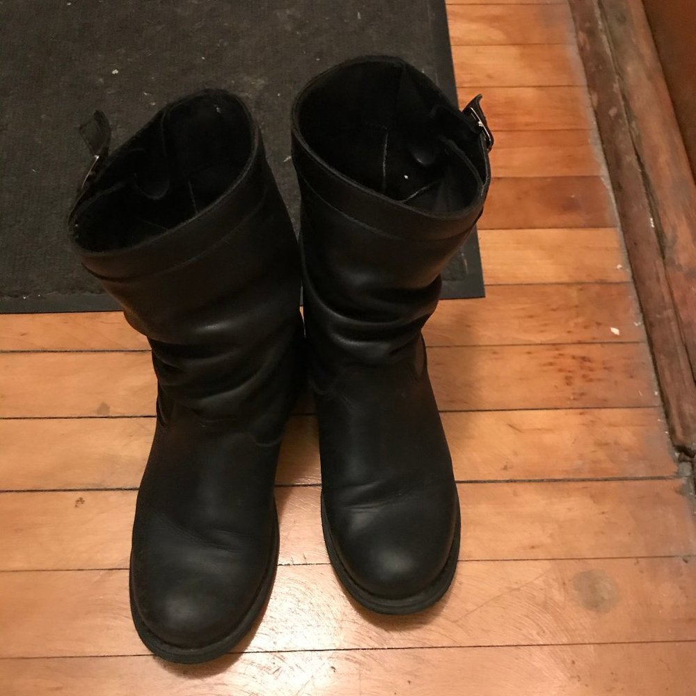 Black leather boots made in Italy size 7.5 (38 IT)